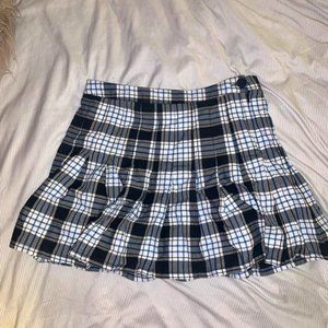 VINTAGE Pleated schoolgirl mini skirt with button detail